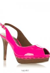Босоножки на каблуке Tamaris 1-1-28341-20, розовые кожаные